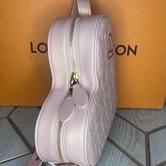 Louis Vuitton Fall In Love Sac Coeur Pink Shimmer - Picture 2 of 8